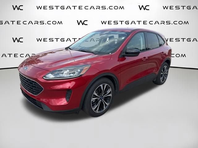 Used 2022 Ford Escape SE w/ SE Sport Appearance Package image 1