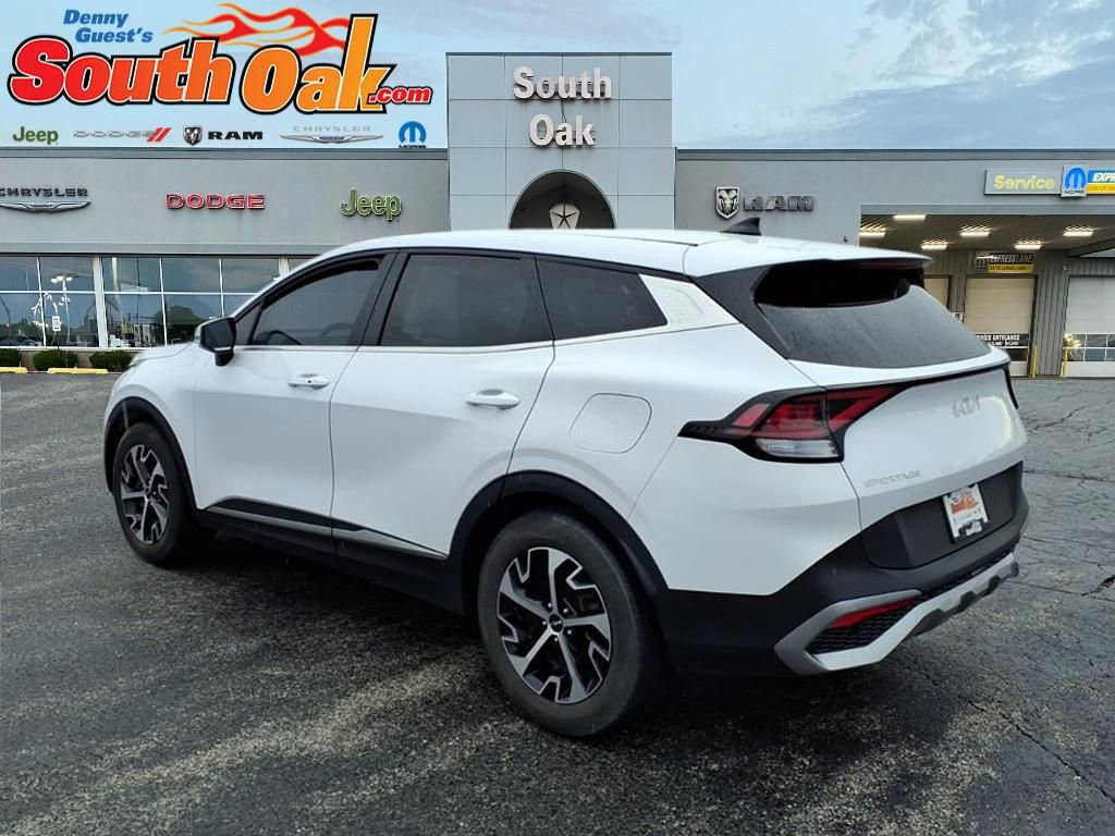 Used 2023 Kia Sportage EX FWD image 4