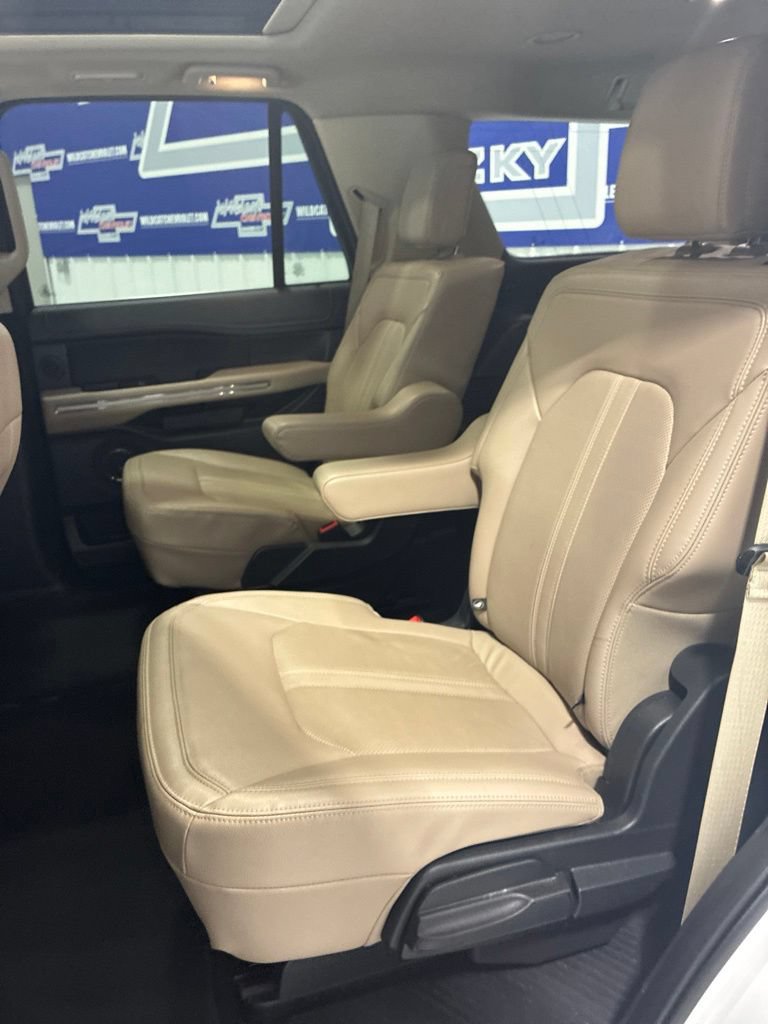Used 2024 Ford Expedition Limited AWD/4WD image 35