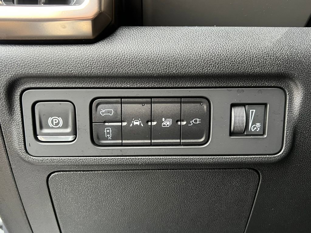 New 2025 GMC Hummer EV 2X AWD/4WD image 21