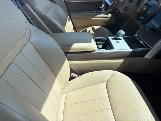 Used 2025 Land Rover Range Rover Long Wheelbase SE AWD/4WD image 5