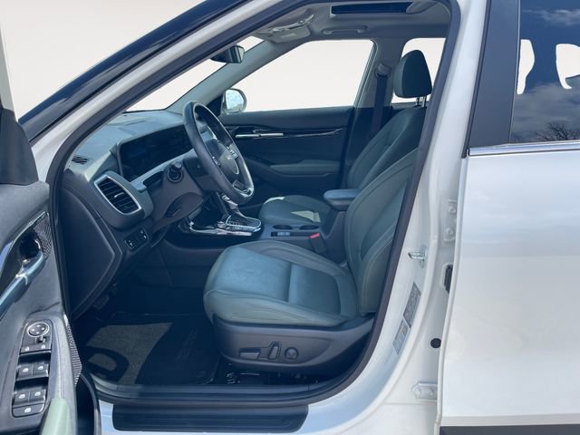 Used 2024 Kia Seltos SX w/ SX Sunroof Package image 9