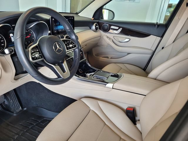 Used 2021 Mercedes-Benz GLC 300 4MATIC image 10