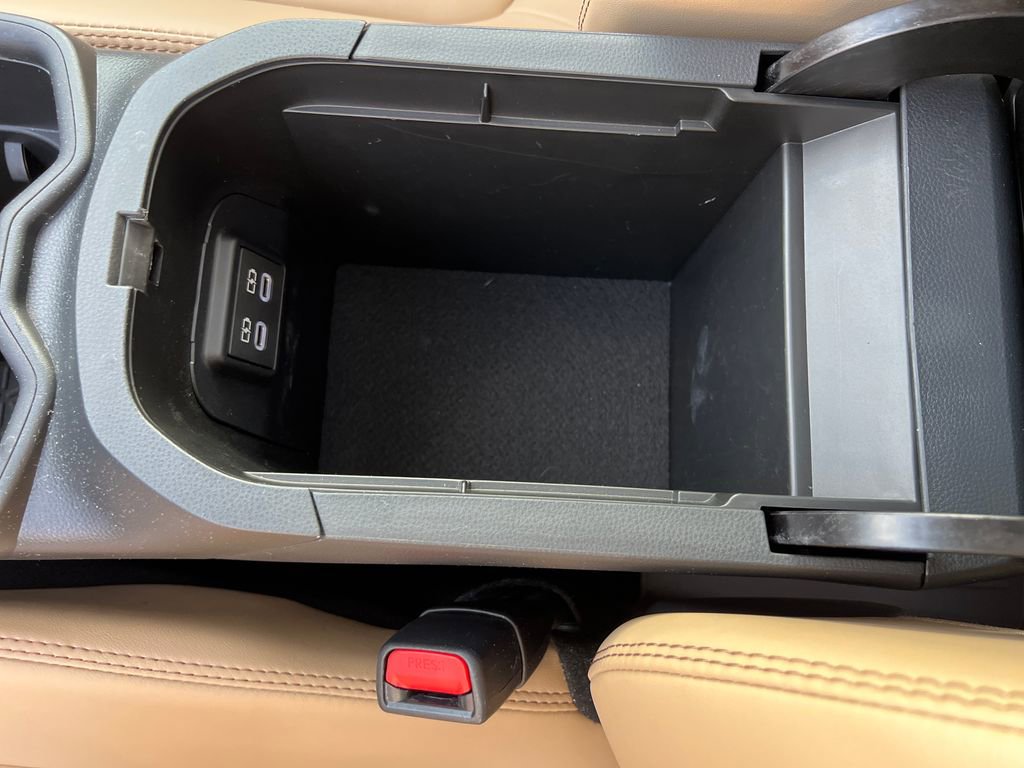 Used 2024 Toyota RAV4 XLE Premium w/ Weather Package AWD/4WD image 10
