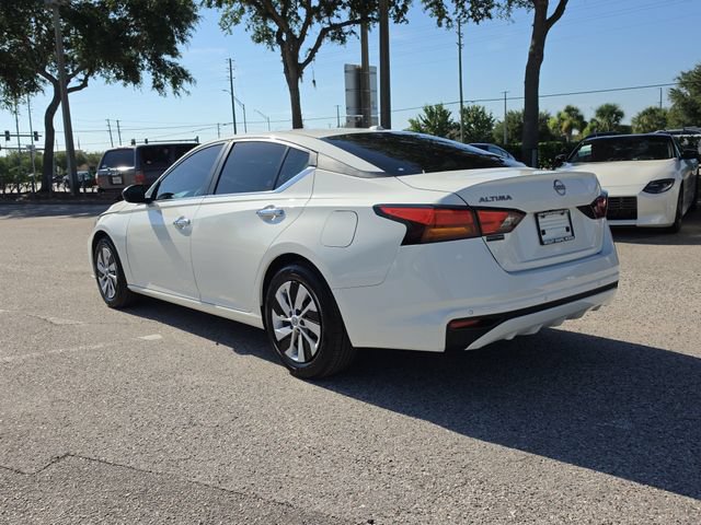 Certified 2025 Nissan Altima 2.5 S FWD image 6