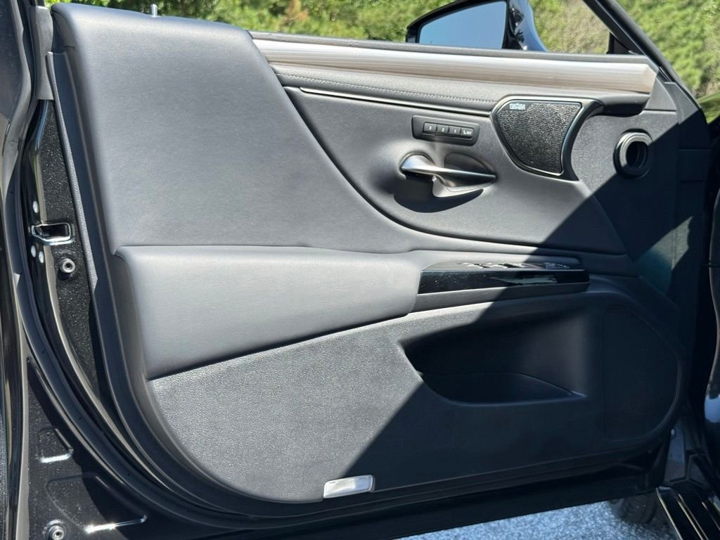 Certified 2024 Lexus ES 350 F Sport w/ Accessory Package (Z1) FWD image 22