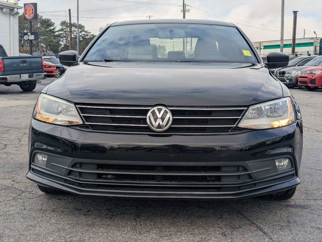 Used 2016 Volkswagen Jetta Sport image 9