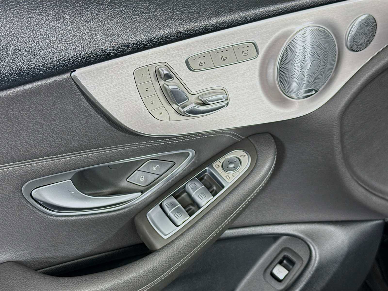 Used 2019 Mercedes-Benz C 300 4MATIC Cabriolet image 17