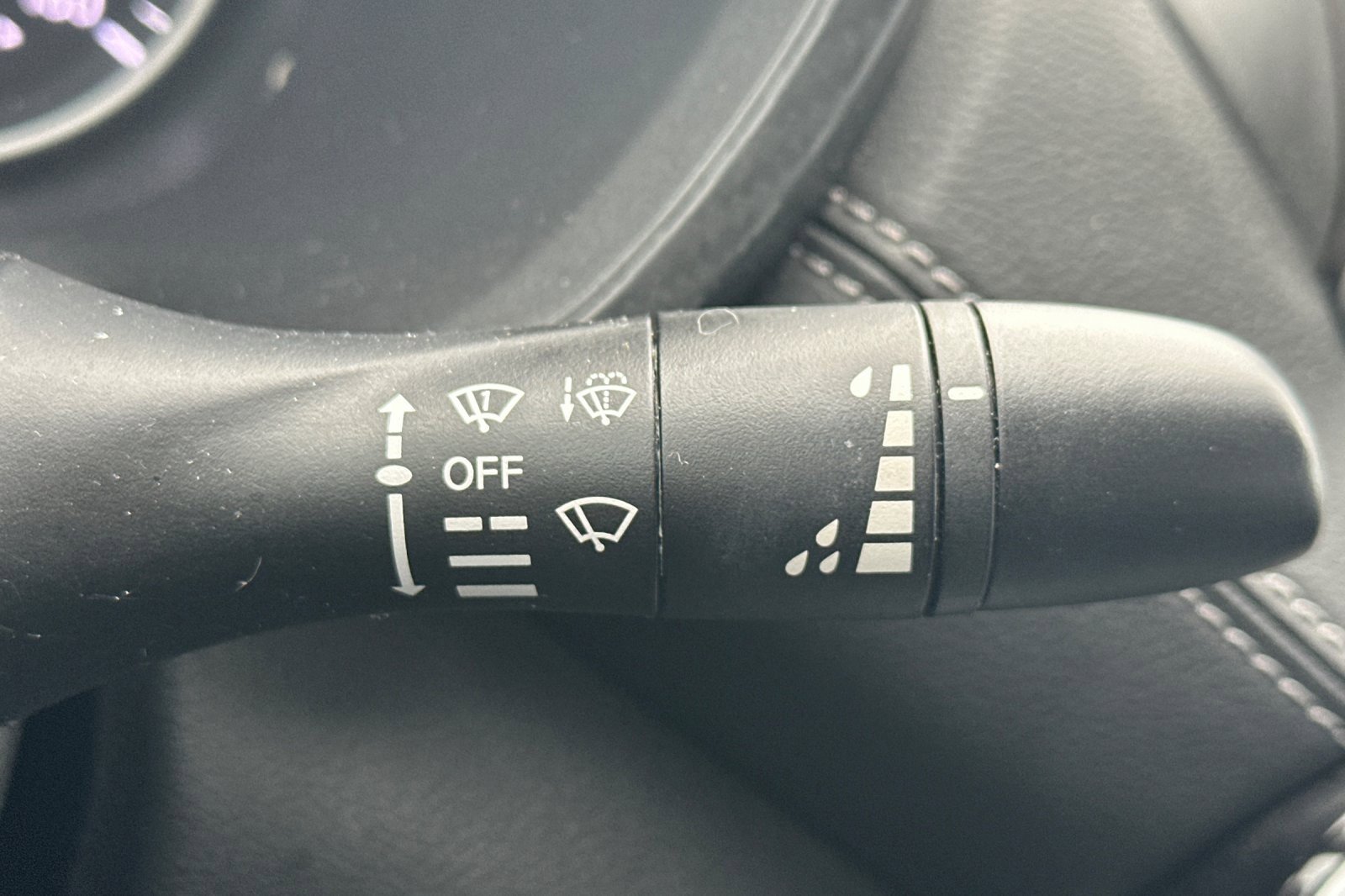 Used 2024 Nissan Sentra SV image 38