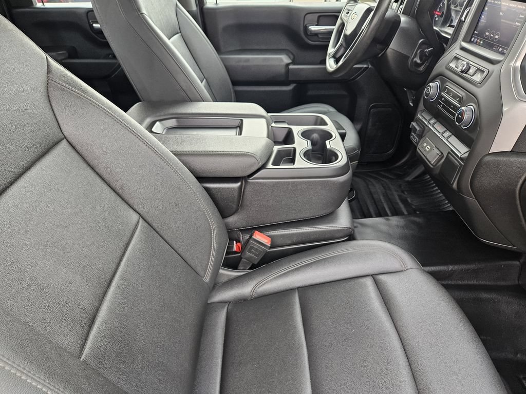 Used 2025 Chevrolet Silverado 3500 W/T AWD/4WD image 14