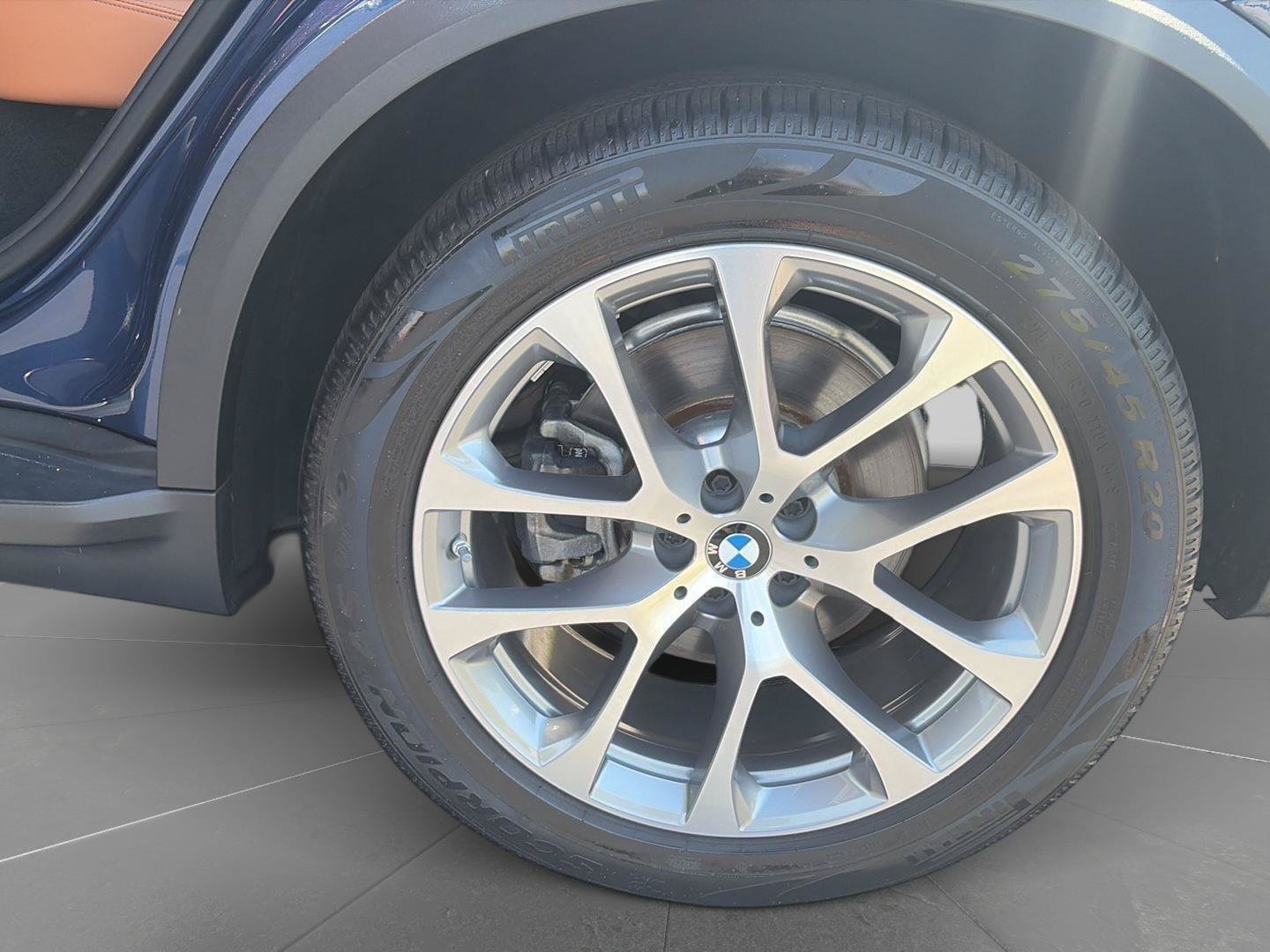 Used 2019 BMW X5 xDrive40i w/ Convenience Package AWD/4WD image 12