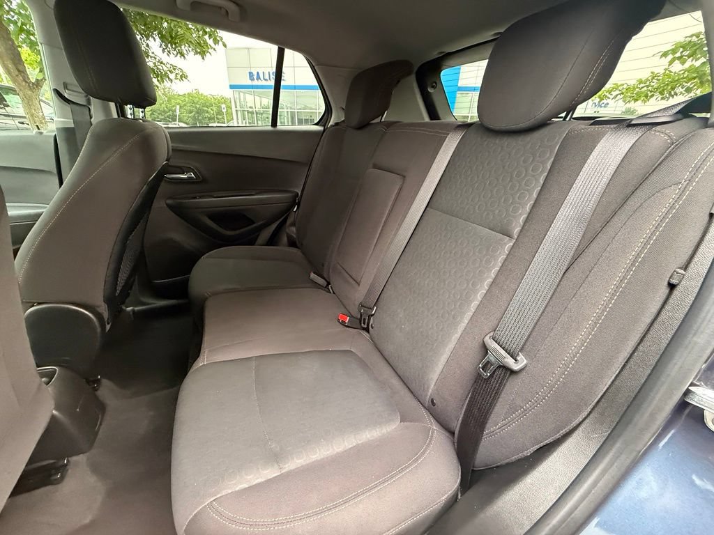 Used 2019 Chevrolet Trax LS w/ Tint and Cruise Package AWD/4WD image 23