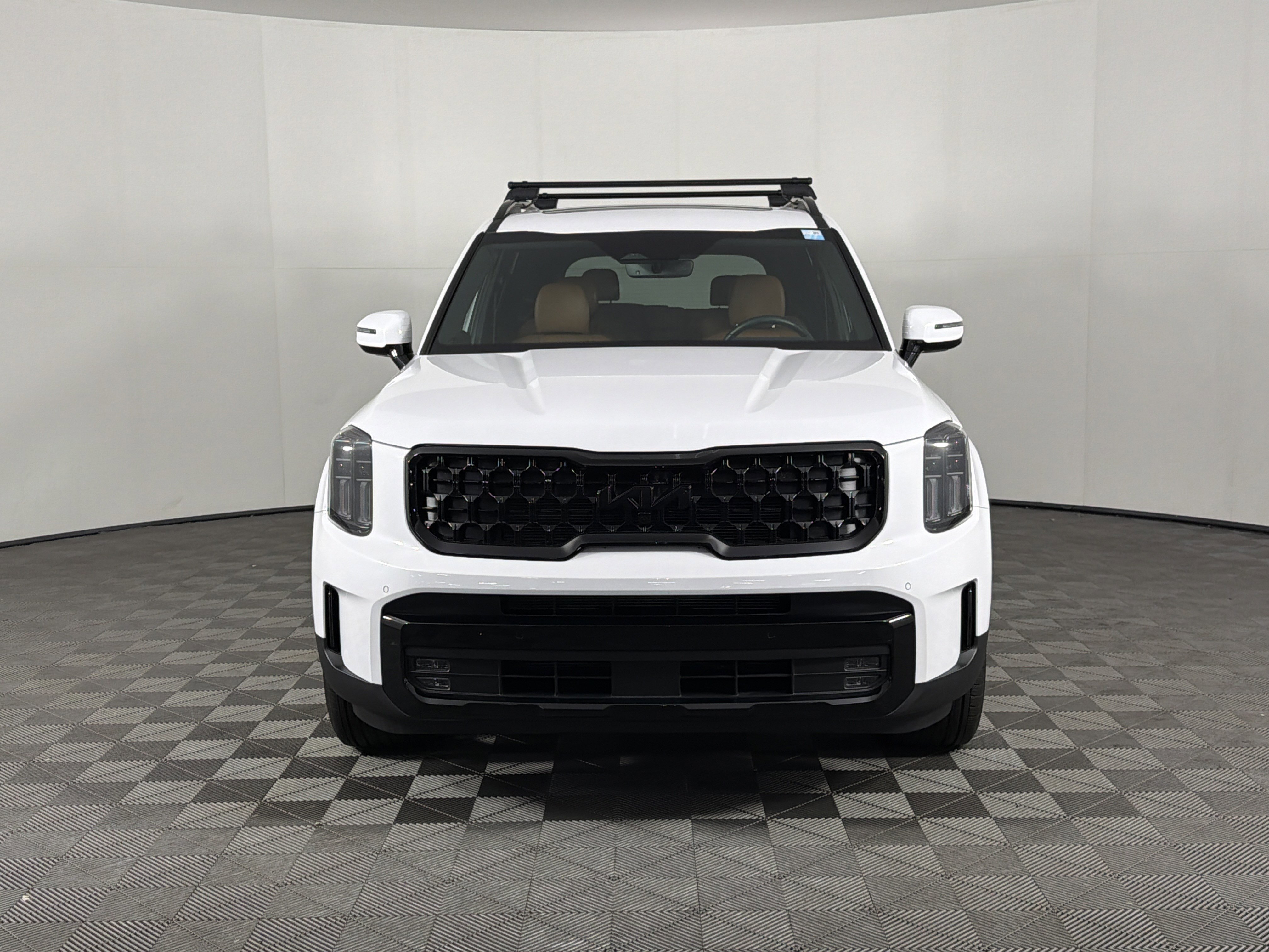 Used 2025 Kia Telluride SX X-Line image 2