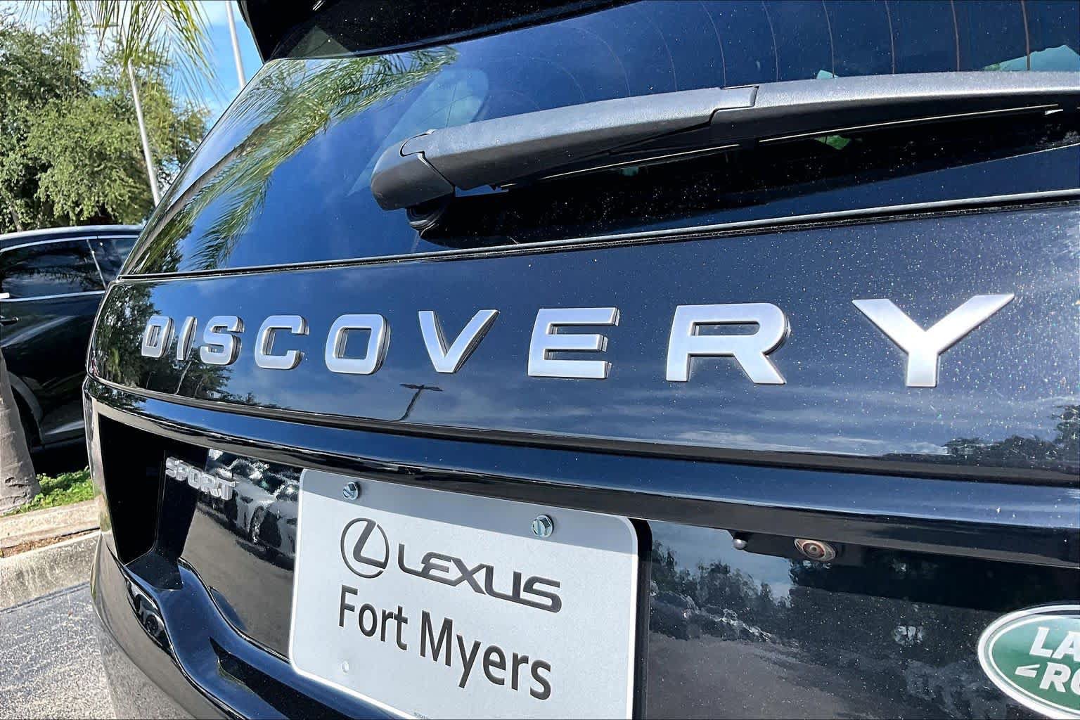 Used 2022 Land Rover Discovery Sport S AWD/4WD image 31