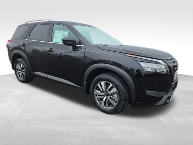 New 2025 Nissan Pathfinder SL w/ Black Appearance Package image 1