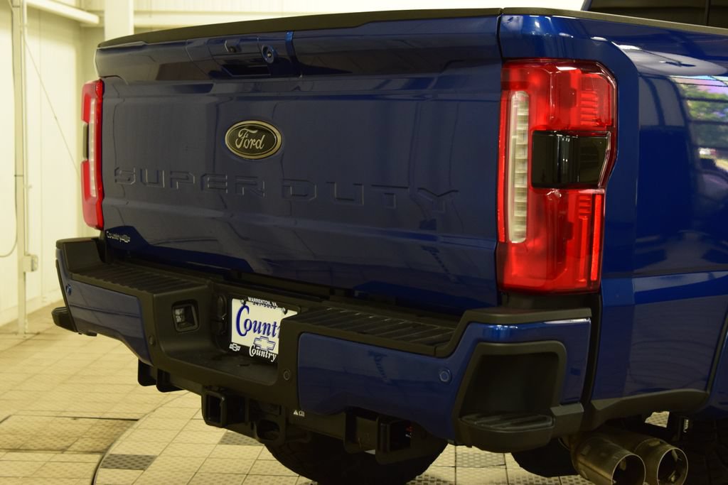 Used 2026 Ford F250 Lariat w/ Black Appearance Package AWD/4WD image 18