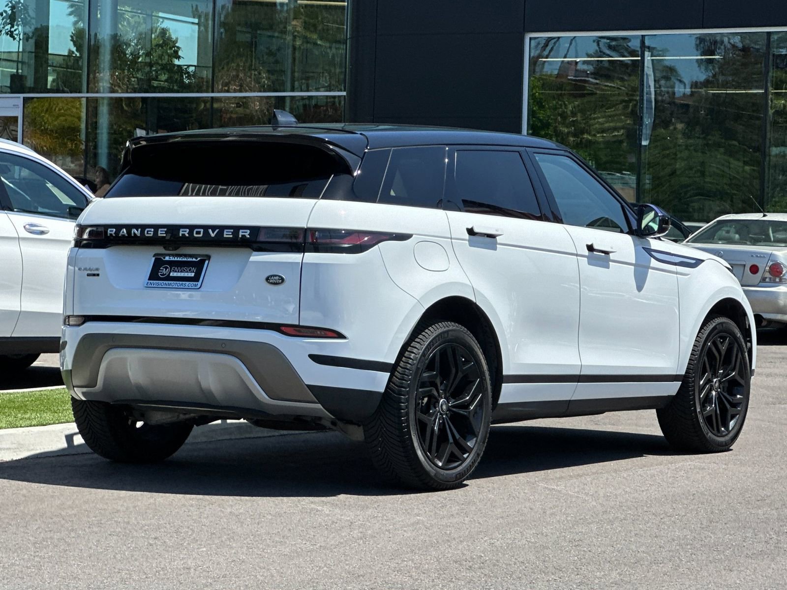 Used 2020 Land Rover Range Rover Evoque S AWD/4WD image 3