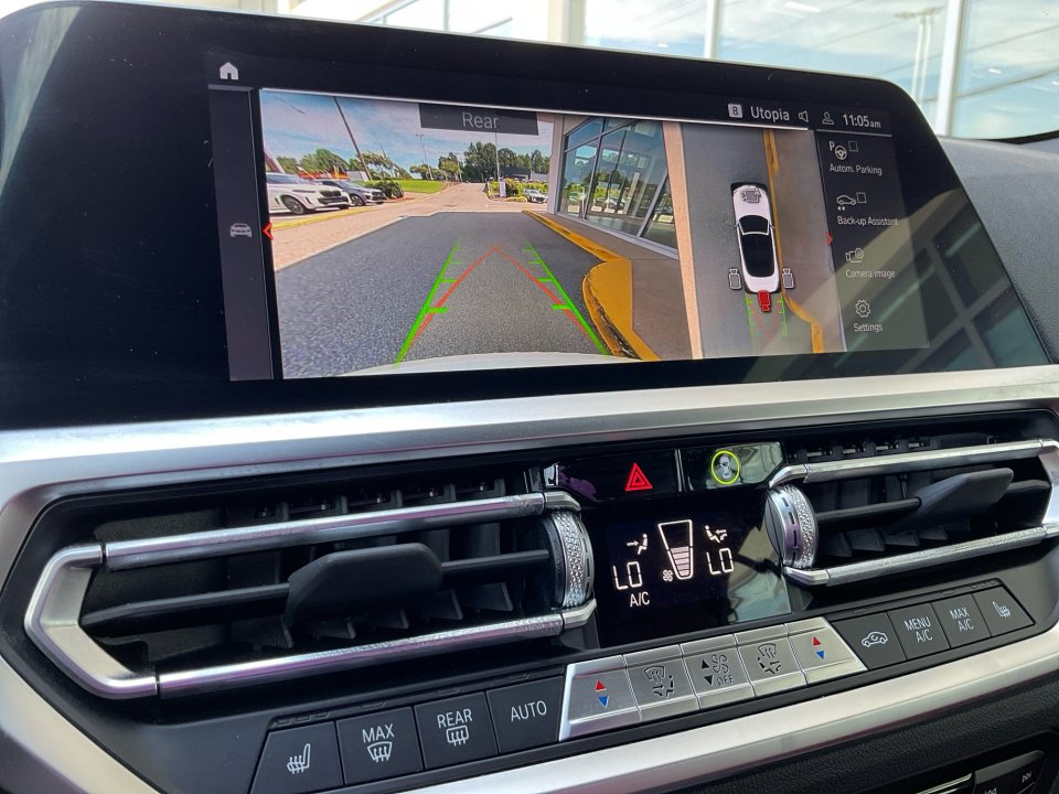 Used 2022 BMW M440i Convertible w/ Premium Package RWD image 19
