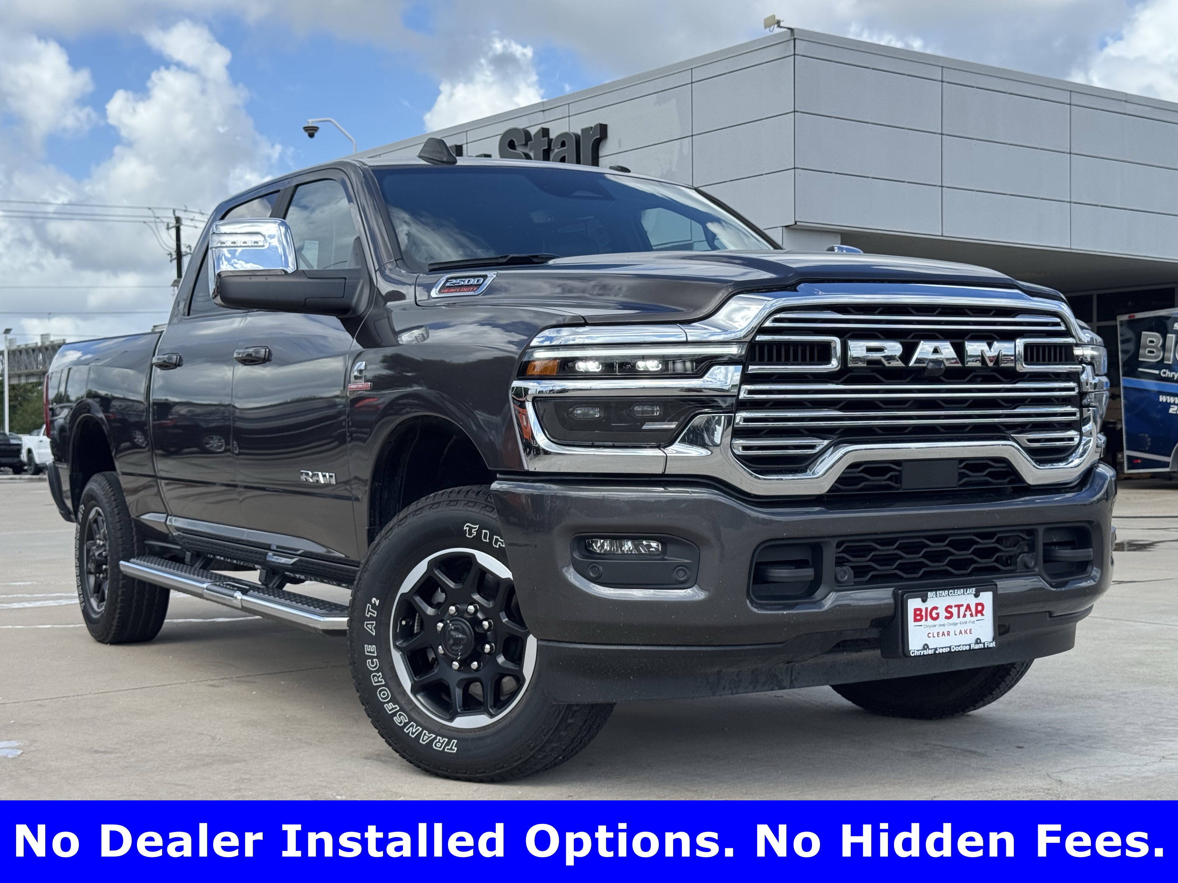 Used 2025 RAM 2500 Laramie AWD/4WD image 2