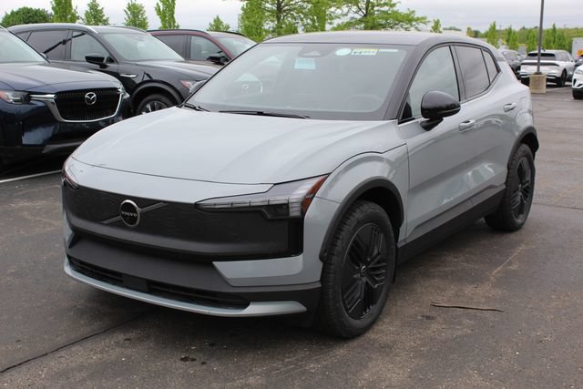 New 2026 Volvo EX30 Cross Country Ultra w/ Protection Package Premier AWD/4WD image 7