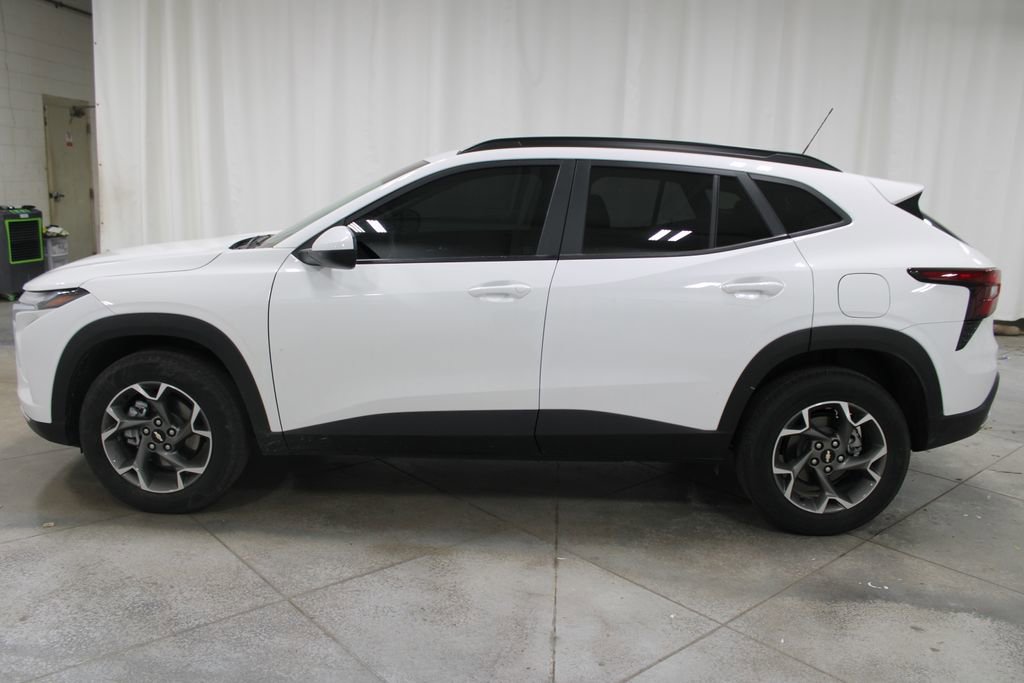Used 2024 Chevrolet Trax LT image 6