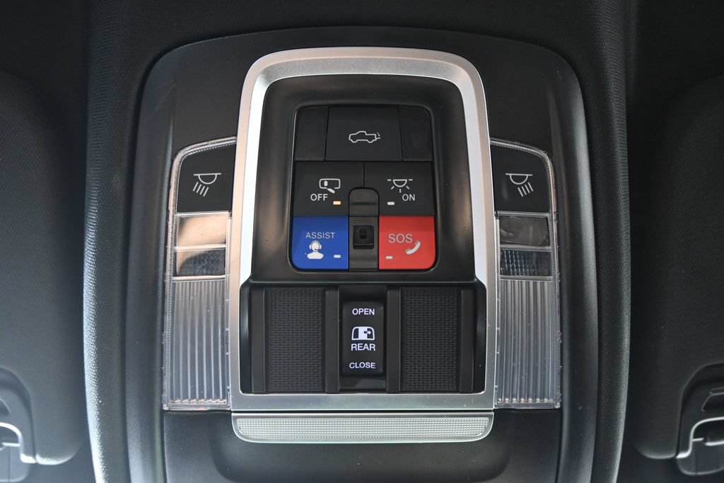 Used 2024 RAM 1500 Limited AWD/4WD image 35
