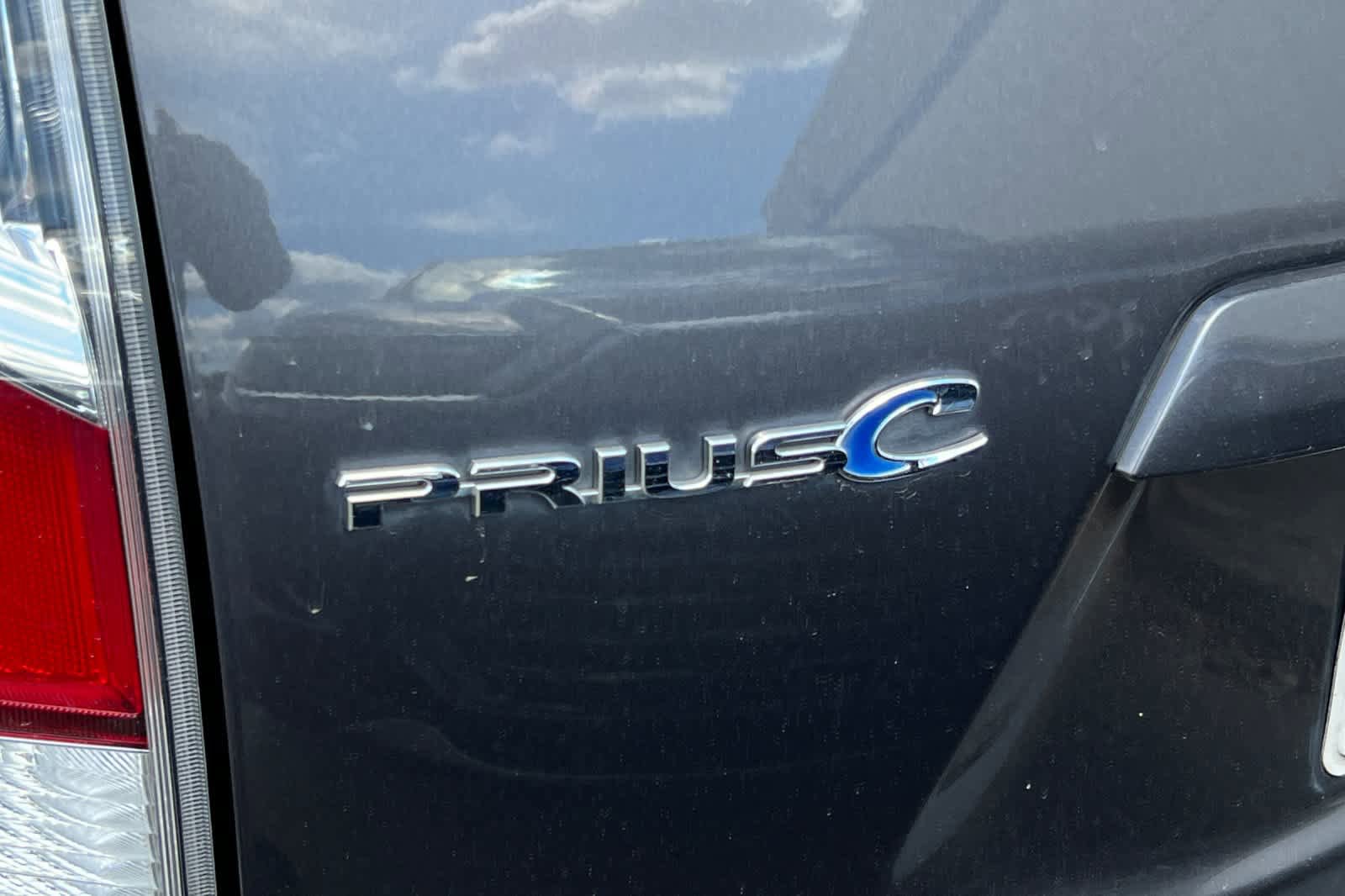 Used 2015 Toyota Prius C Two FWD image 21