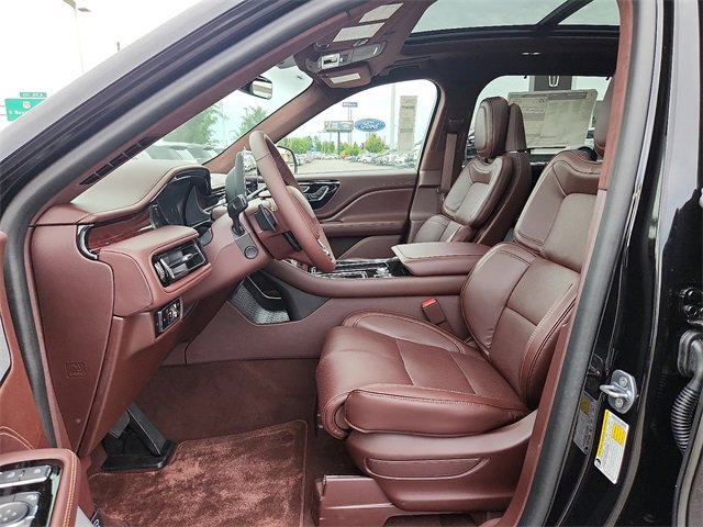 New 2024 Lincoln Aviator Black Label w/ Jet Package image 6