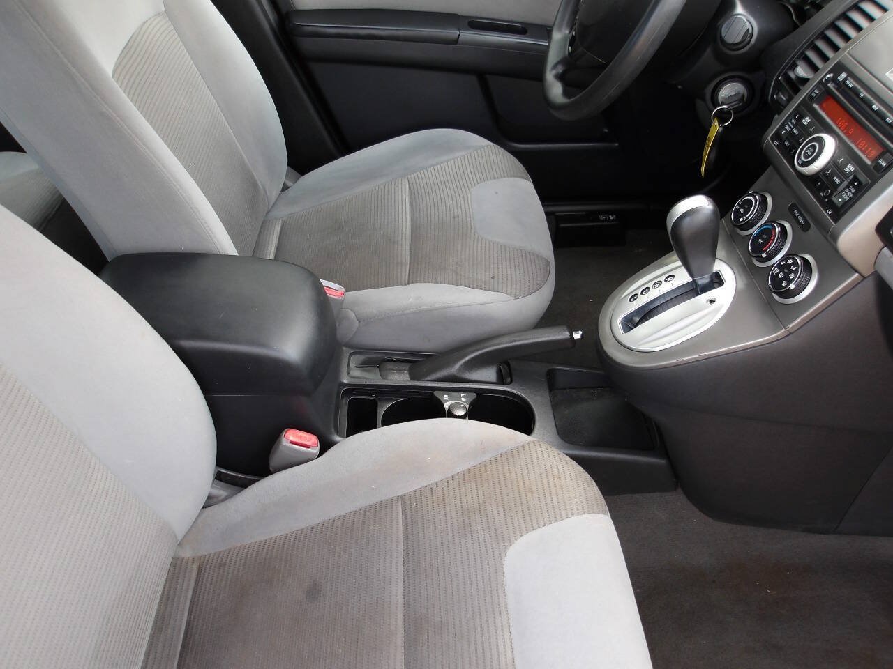 Used 2012 Nissan Sentra 2.0 SR FWD image 17