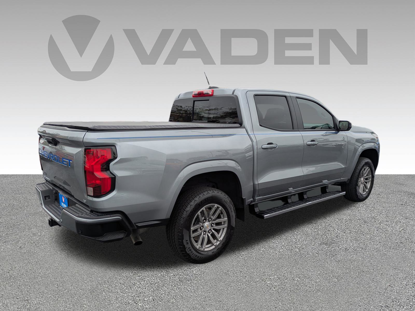 Used 2023 Chevrolet Colorado LT w/ LT Convenience Package II image 22