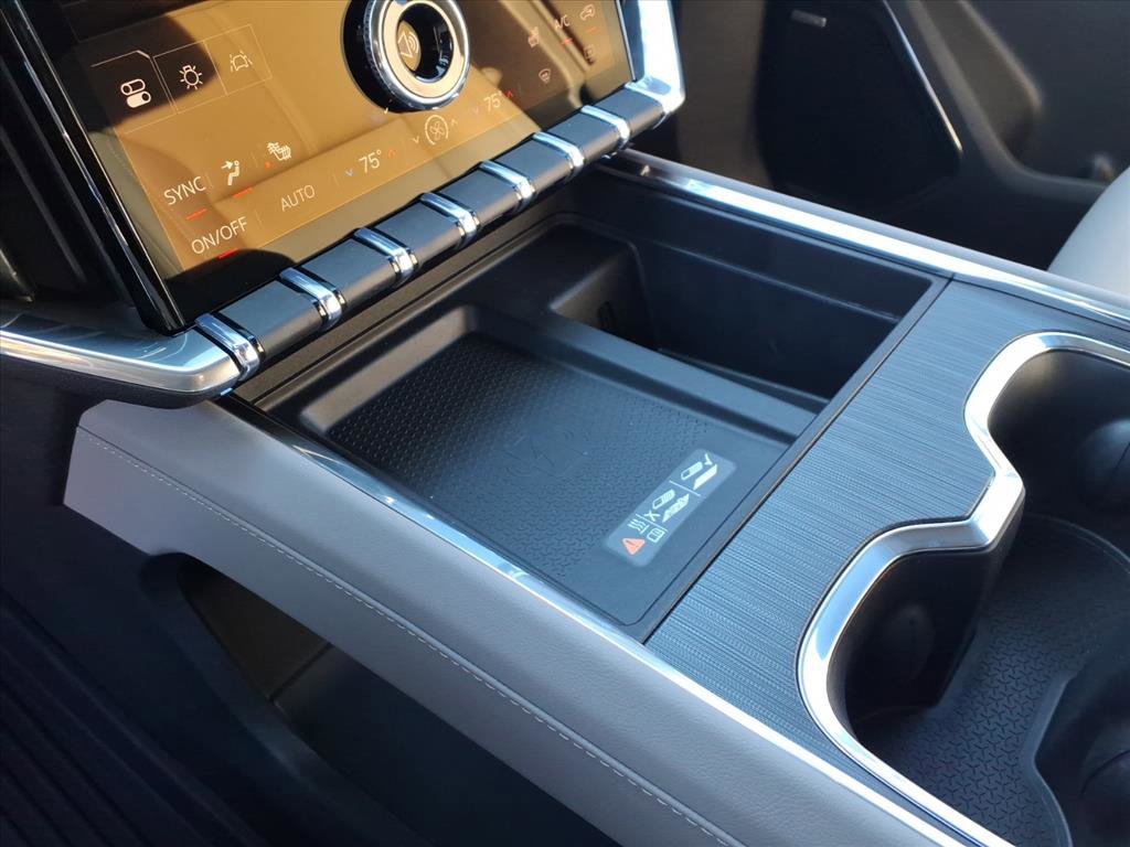 New 2026 GMC Acadia Elevation w/ Elevation Premium Package FWD image 16