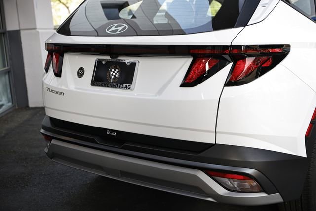 Certified 2025 Hyundai Tucson SE FWD image 9