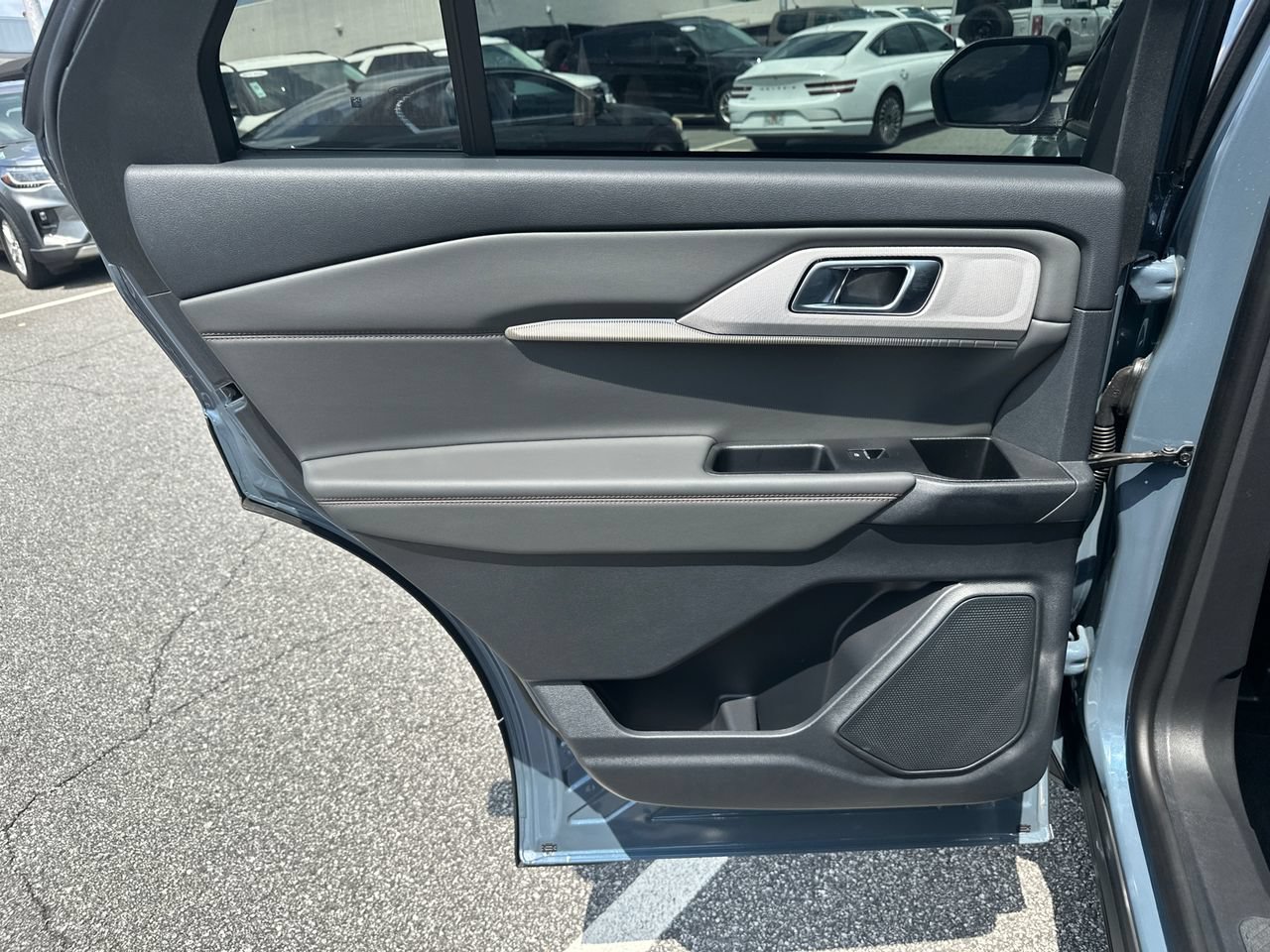 New 2026 Ford Explorer Active RWD image 22