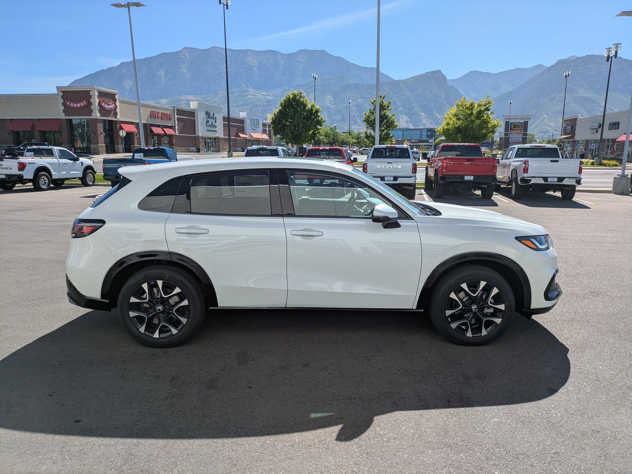 New 2027 Honda HR-V EX-L image 2
