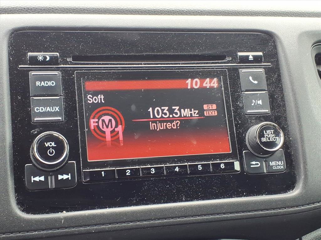 Used 2017 Honda HR-V LX image 9