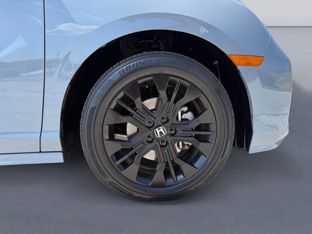 Used 2025 Honda Odyssey Sport-L image 9