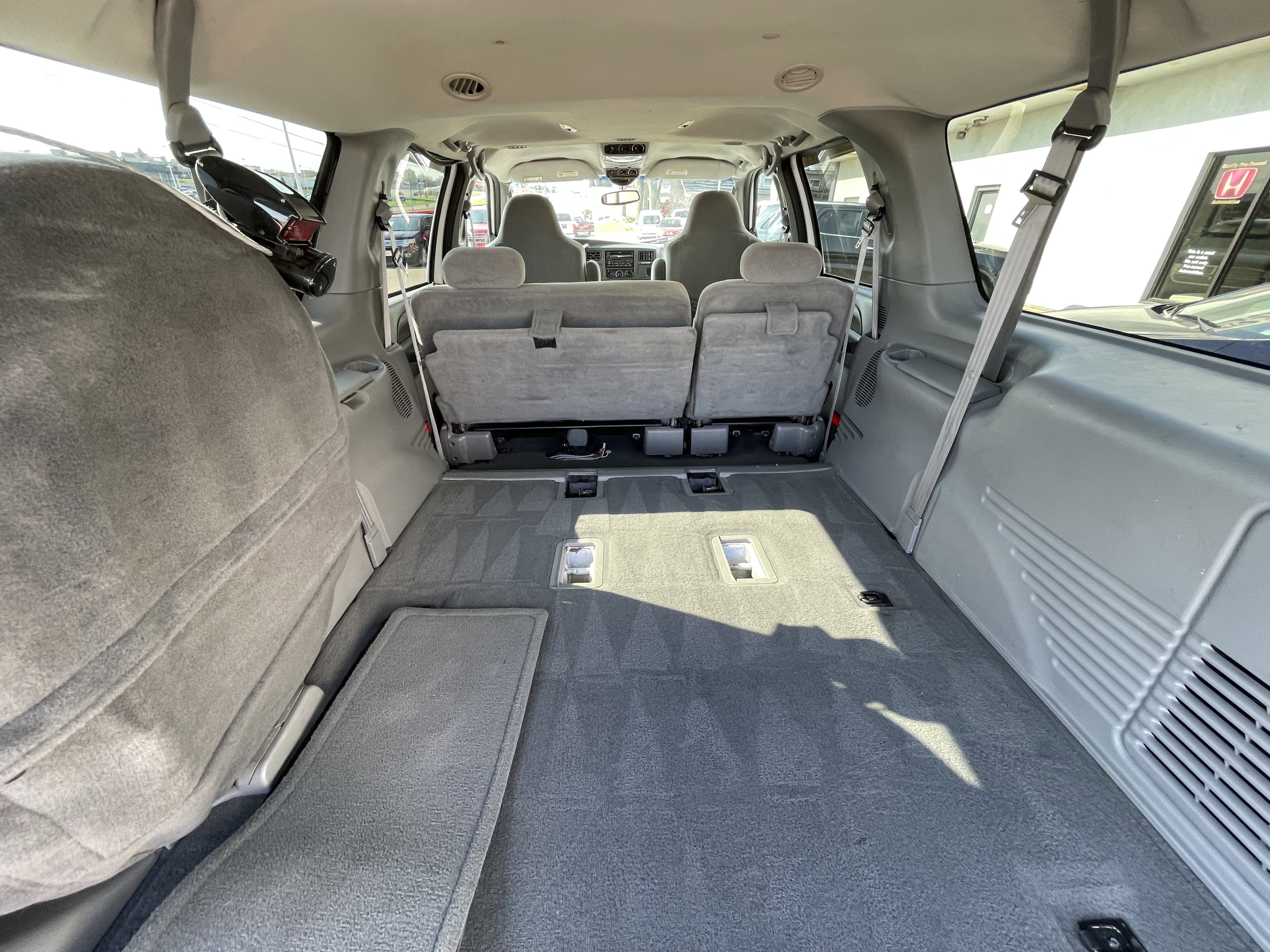 Used 2003 Ford Excursion XLT image 10