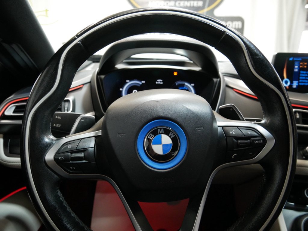 Used 2015 BMW i8 AWD/4WD image 9