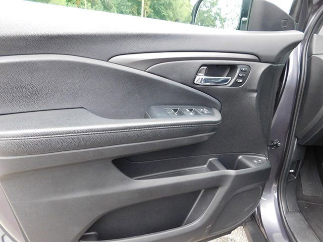 Used 2022 Honda Pilot Special Edition image 15