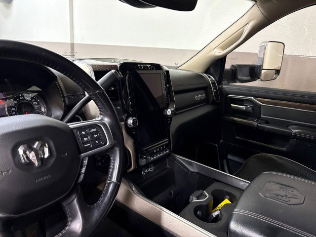 Used 2020 RAM 3500 Laramie image 19