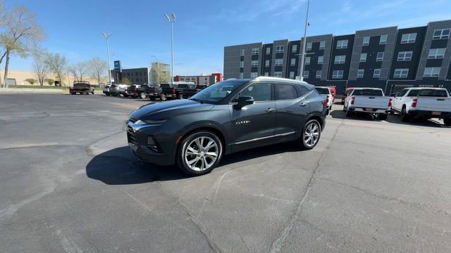 Used 2019 Chevrolet Blazer Premier w/ Sun and Wheels Package AWD/4WD image 4