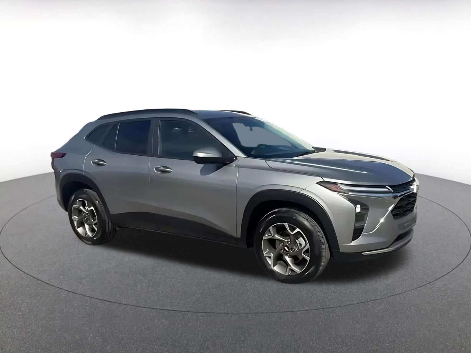 Used 2025 Chevrolet Trax LT w/ LT Convenience Package video 2