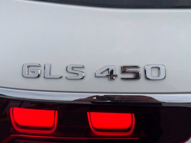 New 2026 Mercedes-Benz GLS 450 4MATIC image 9