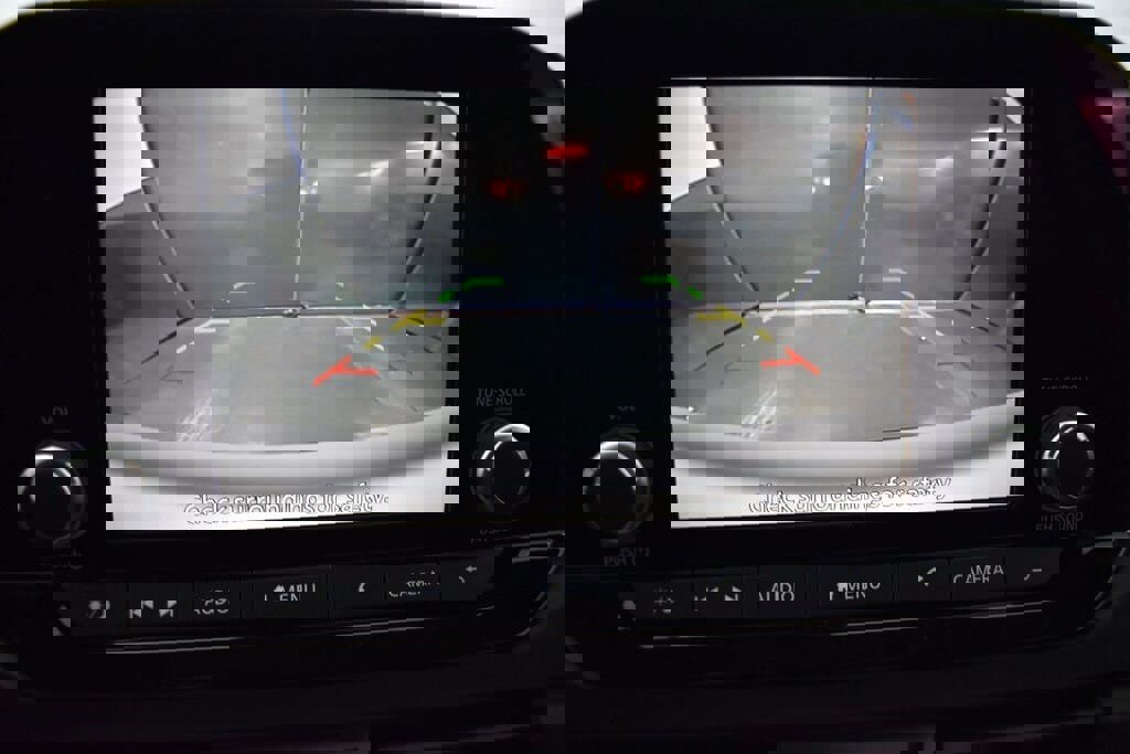 New 2025 Nissan Pathfinder S image 17