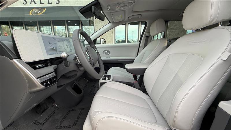 Used 2024 Hyundai Ioniq 5 Limited image 10