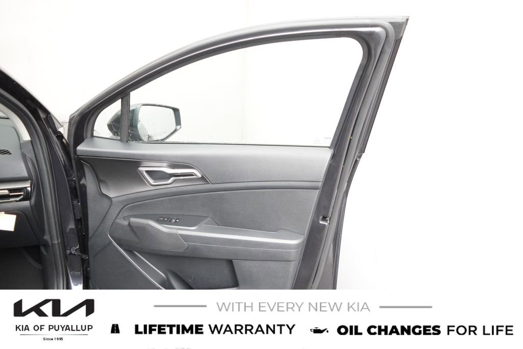 New 2026 Kia Sportage LX AWD/4WD image 15