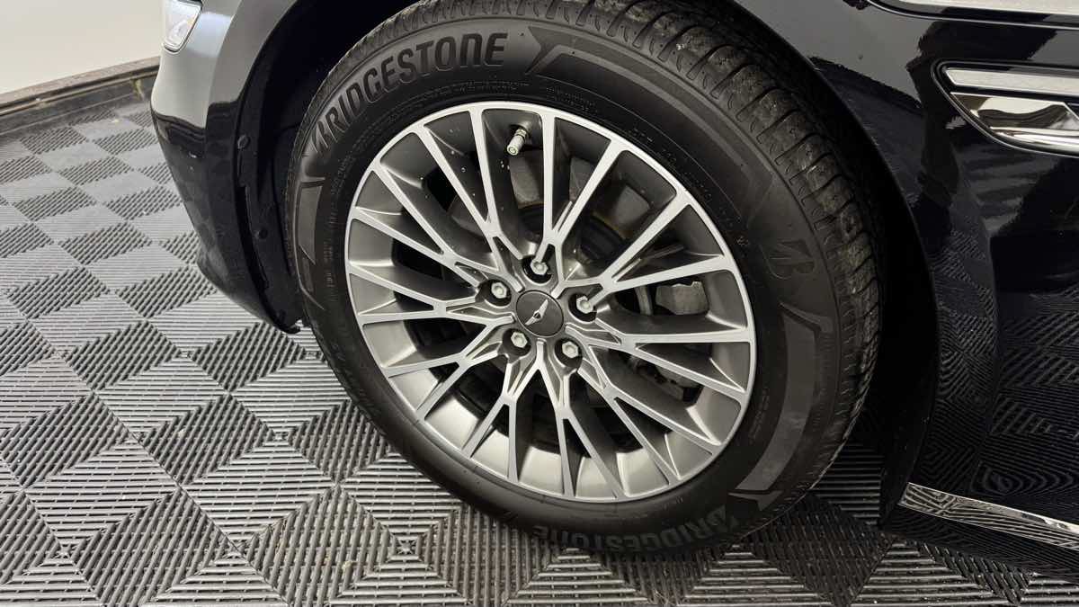 Used 2021 Genesis G80 2.5T AWD/4WD image 12