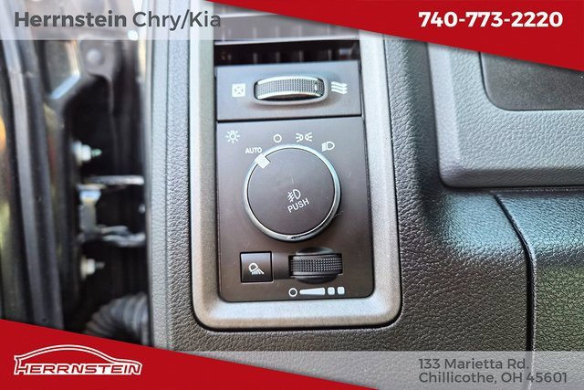 Used 2018 RAM 1500 Express w/ Express Value Package image 16