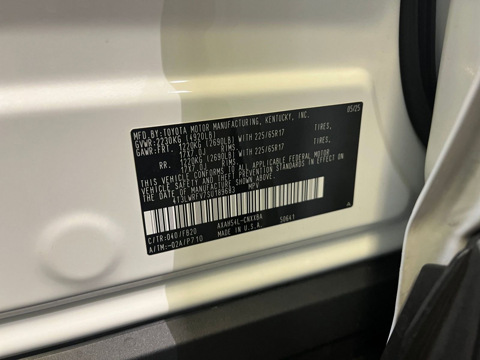 Used 2025 Toyota RAV4 LE image 29