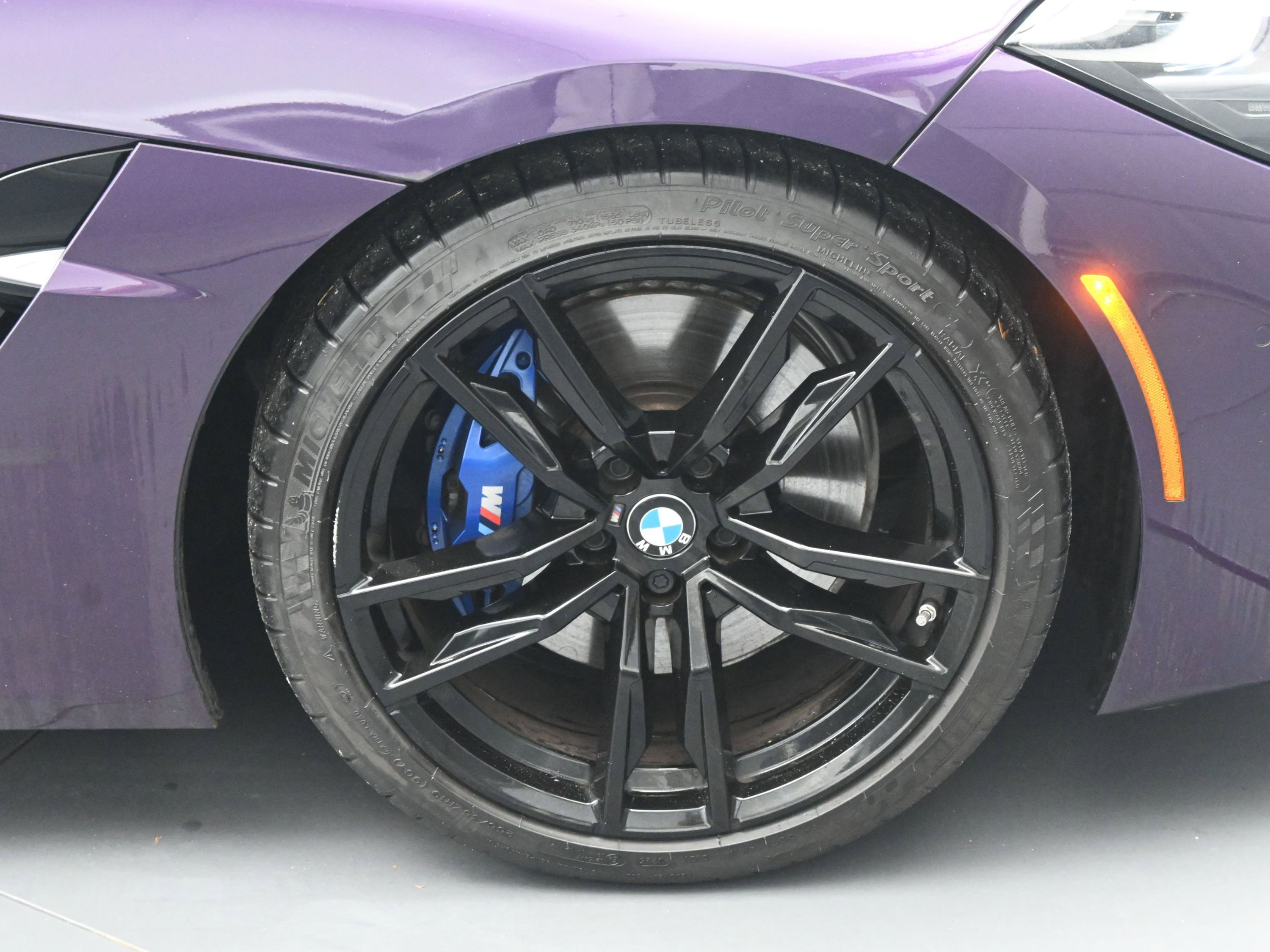 Used 2023 BMW Z4 M40i w/ Premium Package image 14